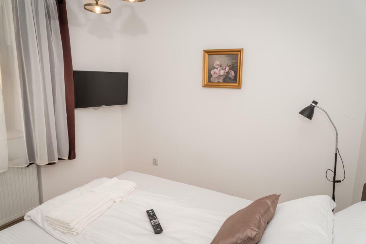 Musik Apartments Old Town Сібіу Екстер'єр фото